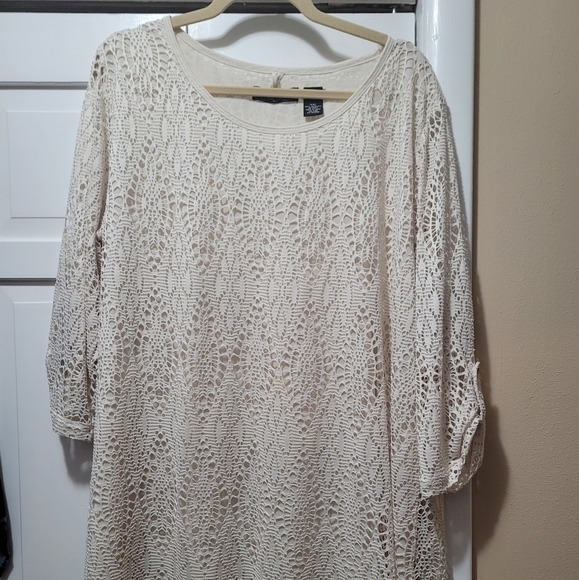 Tunic - Picture 1 of 2